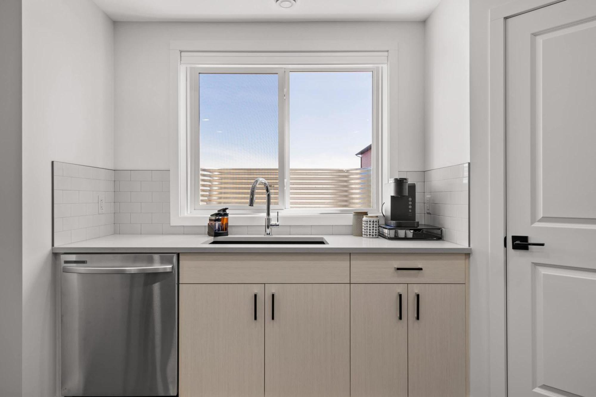 Livingston Way I Sleep 6 I Netflix I Kitchen I Tv Villa Pincher Creek Kültér fotó